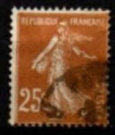 FRANCE    -   1927 .   Y&T N° 235 Oblitéré . - 1906-38 Säerin, Untergrund Glatt