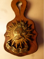 Insigne 2 èm Cuirassiers Armée De Terre Drago Rue O Metra 43 - Hueste