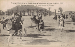 COLOMB BECHAR VOYEGE MINISTERIEL 1905 FIGUIG LE CORTEGE  A LA SORTIE DU COL DE ZENAGA CPA BON ETAT - Bechar (Colomb Béchar)