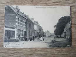 62 PERNES EN ARTOIS LA RUE DE CAMBLAIN ANIMEE - Autres & Non Classés