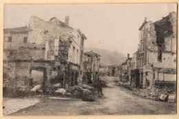 Cpa Photo Soldat Allemand Ruines Café Brasserie - Saint Mihiel Meuse Guerre 14-18 WW1 - Saint Mihiel