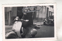 PHOTO  AUTO VOITURE  ANCIENNE MOTO VESPA ET CITROEN 11 TRACTION - Automobili