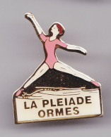 Pin's La Pleiade à Ormes Dpt 45 Danse Gym  Réf 7013JL - Gymnastik