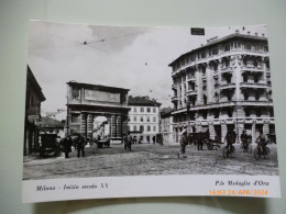 Cartolina "MILANO Inizio Secolo XX  P.le Medaglie D'Oro"  Edizione Bromofoto Anni 1960 - Milano