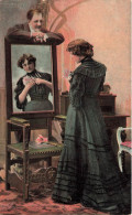 FANTAISIES - Femmes - Homme - Femme Devant Un Miroir - Couple - Carte Postale Ancienne - Mujeres