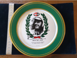 Assiette Pub Bougies  Champion Courses Automobile Les Champions De 1965 - Rallyeschilder