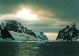 1 AK Antarctic / Antarktis * Summer In The Antarctic Peninsula - Around Midnight In Lemaire Channel * - Altri & Non Classificati