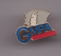 Pin's GMPA Groupement Militaire Prévoyance Des Armées Visages De Soldats Réf 1344 - Militaria