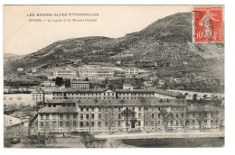 04 DIGNE, Le Lycée Et Le Nouvel Hôpital. Éditeur ARTIGE. 2 SCAN. - Digne