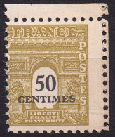1945 Y&T 704 Variété PIQUAGE A CHEVAL COIN DE FEUILLE N** - Unused Stamps