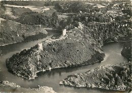 23 - Crozant - Par Avion - Les Ruines De Crozant Au Confluent De La Creuse Et De La Sédelle - Vue Aérienne - Carte Dente - Crozant