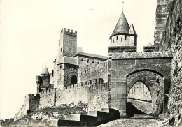 11 - Carcassonne - La Cité De Carcassonne - La Porte D'Aude - Mention Photographie Véritable - Carte Dentelée - CPSM Gra - Carcassonne