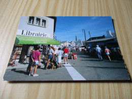 Carantec (29).Le Centre Ville Un Jour De Marché - Carte Animée. - Carantec