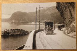 Carte Postale Ancienne Route De Nice à Monaco La Baie D'Eze Camion - Transport Urbain - Auto, Autobus Et Tramway