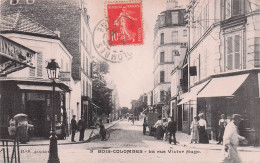 Bois Colombes -  La Rue Victor Hugo -   CPA °J - Colombes