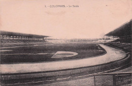 Colombes - Le  Stade   - CPA °J - Colombes