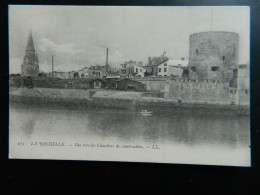 LA ROCHELLE                            VUE VERS LES CHANTIERS DE CONSTRUCTION - La Rochelle