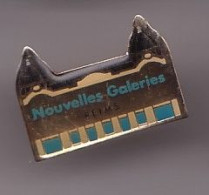 Pin's Magasins Nouvelles Galeries Reims   Réf 275 - Städte