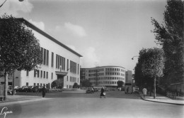 Boulogne  Billancourt - L'Hotel De Ville  -  CPSM °J - Boulogne Billancourt