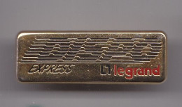 Pin's DISPO Express Legrand Réf 7056JL - Altri & Non Classificati