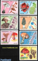 Guinea Bissau 1988 Mushrooms 7v, Mint NH, Nature - Mushrooms - Champignons