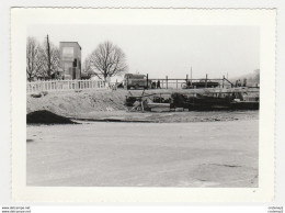 77 PHOTO Originale Dentelée Des Années 60 Vers 77 MONTEREAU Travaux Citroën 2CV Camionnette - Treinen