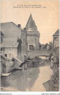 ACMP5-72-0388 - LA FERTE BERNARD - Porte De La Ville Et Les Fossés - La Ferte Bernard