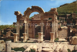 42587224 Efes Hadrianus Mabedi Tempel Ruinen Antike Staette Tuerkei - Türkei