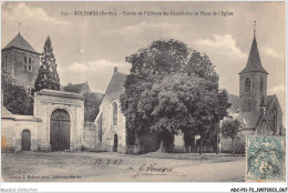 ADCP11-72-1036 - SOLESMES - Entrée De L'abbaye Des Bénédictins Et Place De L'église  - Solesmes