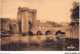 AFXP5-79-0446 - Vieilles Pierres De Poitou - PARTHENAY - Porte ST-Jacques XIII E Siecle - S'ouvrant A L'entrée Du Vieux  - Parthenay