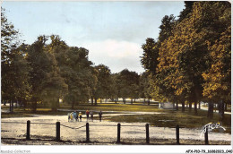 AFXP10-79-0835 - BRIOUX-SUR-BOUTONNE - La Grand'place - Brioux Sur Boutonne