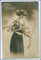 Y1707/ Fröhliche Pfingsten Frau Mit Blumenzweig 1912 Foto AK - Pfingsten