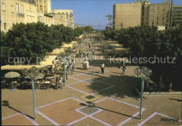 32440118 Netanya Strassencafes Fussgaengerzone Netanya - Israel