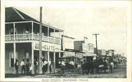 31735634 Skidmore_Texas Main Street Pferdedroschke - Autres & Non Classés