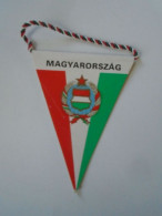 D202145 FANION - Hungary -Hungría - Portugal Match Ca 1970-80 -Wimpel - Pennon -  Flag  95 X 75 Mm - Apparel, Souvenirs & Other