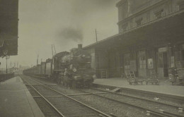 Reproduction - Train En Gare à Identifier - Ternes