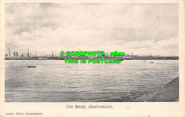 R493208 The Docks. Southampton. Cosser - Mondo