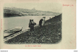 62 BOULOGNE SUR MER Le Port à Marée Basse Vers 1905 Animée VOIR DOS Non Séparé - Boulogne Sur Mer