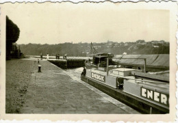 Ref 1 - Photo : L'écluse à Champagne Sur Seine , Seine Et Marne - France . - Europa