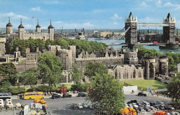 AK 214685 ENGLAND - London - The Tower Of London And Tower Bridge - Tower Of London