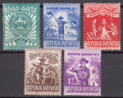 Indonesia 1955 Scouts Mi#138-142 Mint Never Hinged - Indonesië