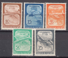 Indonesia 1958 Airplanes Mi#210-214 Mint Never Hinged - Indonesia