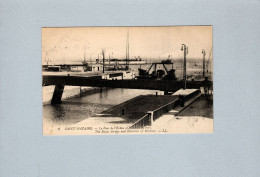 Saint Nazaire (44) : Le Pont De L'écluse Et L'entrée Du Port - Saint Nazaire