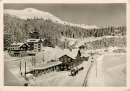 13890338 Arosa GR Bahnhof Winterpanorama Arosa GR - Autres & Non Classés