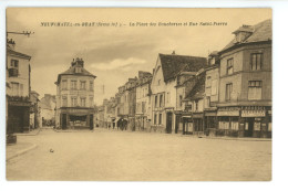 Neufchâtel En Bray La Place Des Boucheries Et Rue Saint Pierre - Neufchâtel En Bray