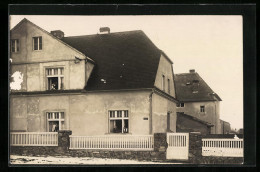 Foto-AK Brüx / Most, Blick Auf Ein Wohnhaus  - Tchéquie