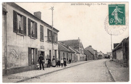BRUYERES - La Poste - Edition Martin - L'H Paris - Facteur - Bruyeres Le Chatel