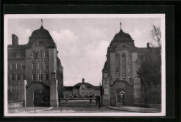 AK Bautzen I. Sa., Husarenkaserne Am Haupttor  - Bautzen