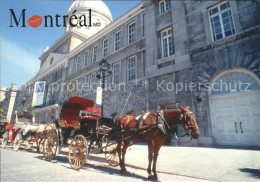 72285834 Montreal Quebec Caleches Devant Le Marche Bonsecours Pferdedroschke Mon - Non Classés