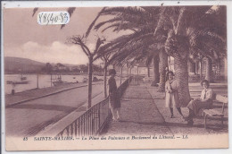 SAINTE-MAXIME- LA PLACE DES PALMIERS ET BOULEVARD DU LITTORAL - Sainte-Maxime